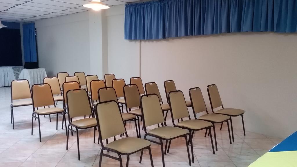 Village Hotel Ότσο Ρίος Εξωτερικό φωτογραφία