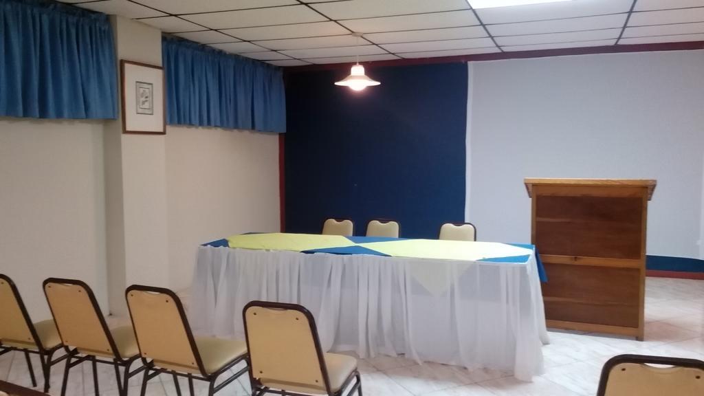 Village Hotel Ότσο Ρίος Εξωτερικό φωτογραφία