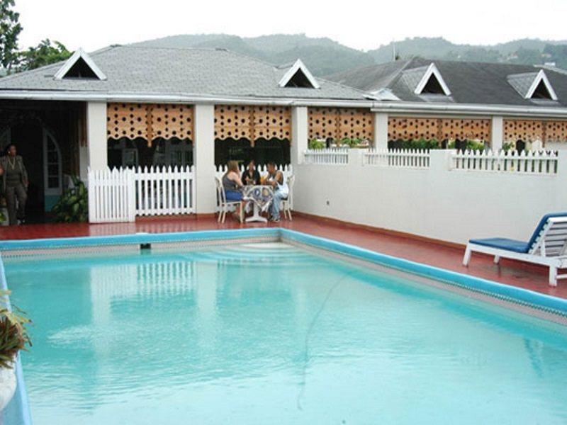 Village Hotel Ότσο Ρίος Εξωτερικό φωτογραφία